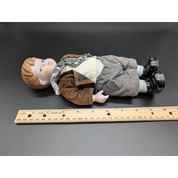 Vintage Oumlet Hansel Bisque Porcelain Doll Strung Joint 10 inches tall - Picture 7 of 8